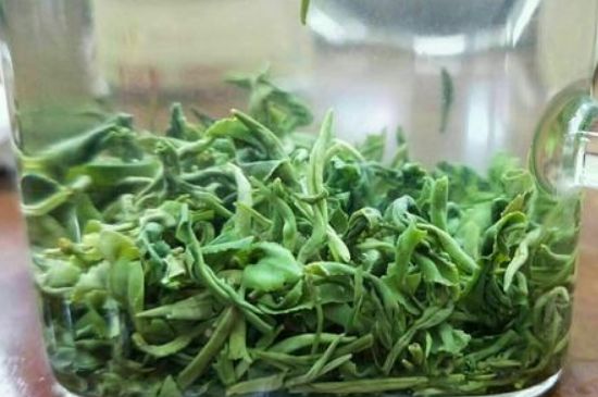 什么茶葉容易放香精，香精茶有什么危害？