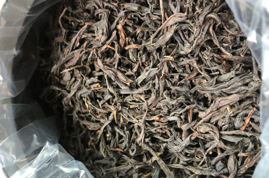 茶葉過期5年了但沒開封，茶葉放久了能喝嗎