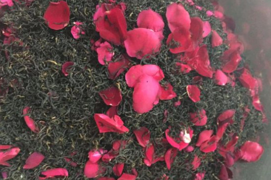 玫瑰花泡水喝的9大禁忌，喝玫瑰花茶有什么禁忌