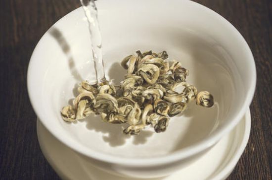 茉莉龍珠分幾種，怎樣分等級(jí)怎么看品質(zhì)
