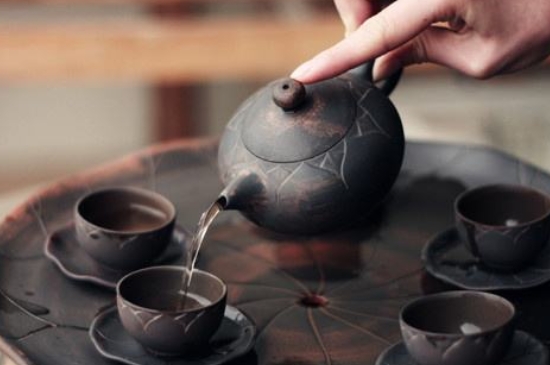 坭興陶主要泡什么茶，廣西坭興陶壺適合泡哪些茶？