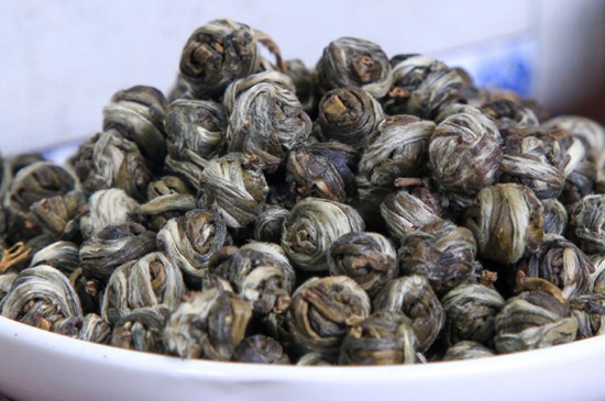 茉莉龍珠一次泡幾顆，茉莉龍珠一一杯放幾顆