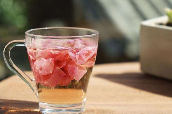玫瑰花茶和什么搭配好，玫瑰花茶的搭配大全！