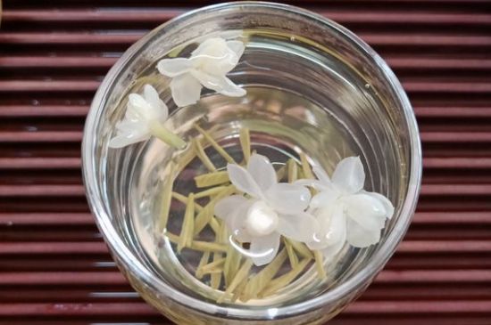 茉莉泡水禁忌，喝茉莉茶葉有什么禁忌