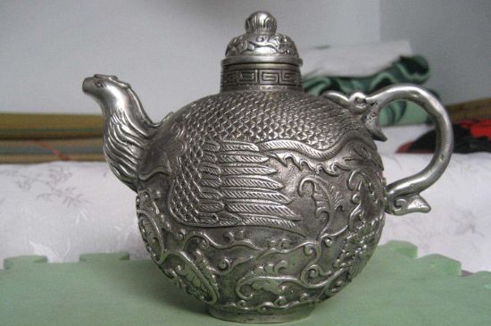 銀壺泡茶后為什么會(huì)變黑，銀壺內(nèi)膽發(fā)黑怎么辦