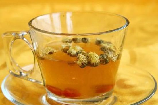 菊花茶的最佳搭配有哪幾樣，菊花茶和什么搭配喝效果好？