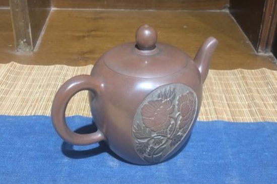 廣西欽州坭興陶可以泡多種茶嗎，坭興陶是一壺一茶嗎?
