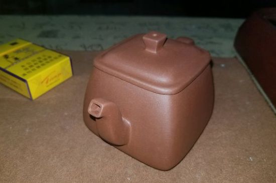 手工紫砂壺和模具壺有什么區(qū)別，快速鑒別手工壺模具壺