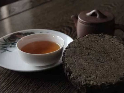 安化黑茶的功效，安化黑茶可以調(diào)理腸胃嗎？