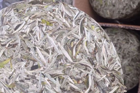 7年壽眉和2年白牡丹哪個(gè)好，老白茶壽眉與白牡丹的口感區(qū)別