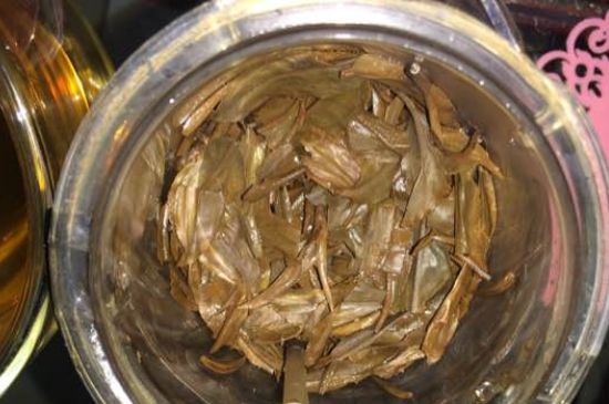 金駿眉有幾個(gè)品種分哪幾個(gè)級(jí)別？按茶樹劃分5個(gè)等級(jí)！