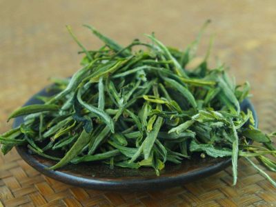 毛峰和毛尖哪個(gè)好一點(diǎn)，毛尖茶好還是毛峰茶好？