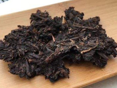 黑茶的功效與作用，長期喝黑茶有什么功效？