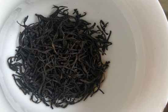 正山小種第一泡要倒掉嗎，正山小種能沖幾泡