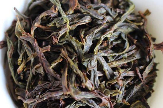 蜜蘭香和鴨屎香區(qū)別，鳳凰單樅鴨屎香vs蜜蘭香圖片對比