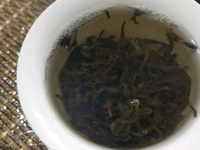 喝安化黑茶的副作用，長期飲用黑茶的副作用