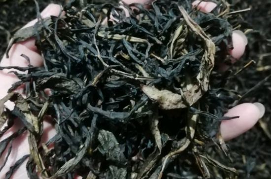 蜜蘭香好還是鴨屎香好，鳳凰單叢茶蜜蘭香和鴨屎香特點(diǎn)有哪些？